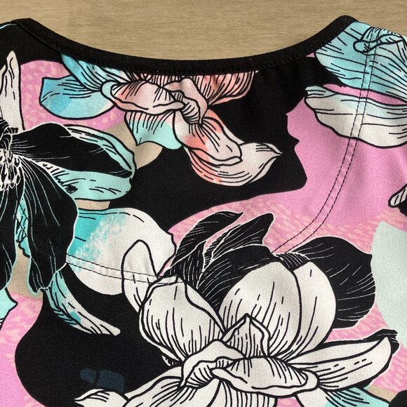 Cherokee Infinity Scrub top - Picture 6 of 6